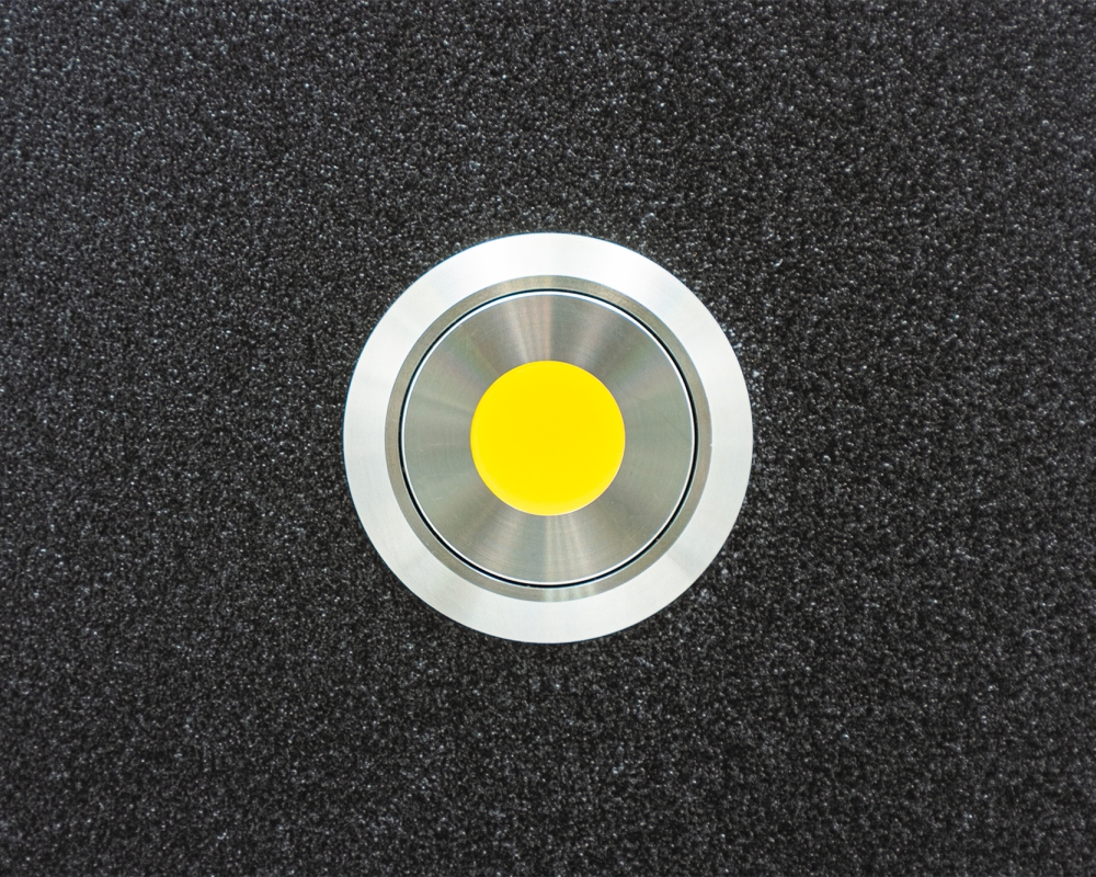 Антивандальная металлическая кнопка ONPOW GQ22-11ZD/Y/24V/S с подсветкой
