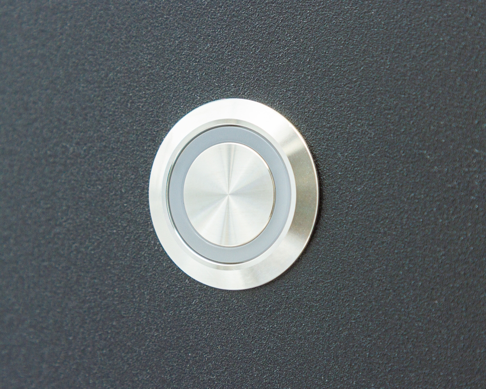 Антивандальная металлическая кнопка ONPOW GQ22-L-11E/B/24V/S профиль