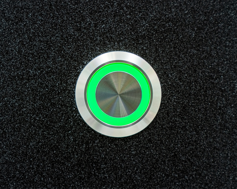 Антивандальная металлическая кнопка ONPOW GQ22-L-11ZE/J/G/24V/S с подсветкой